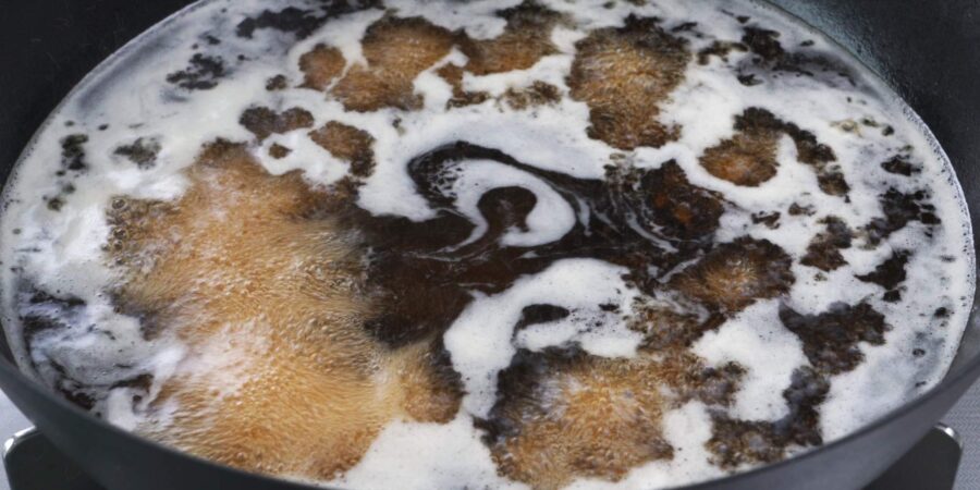 Seasoning for inari wrappers boiling.